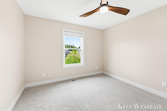 3297 Dogwood Lane, Zeeland, MI 49464
