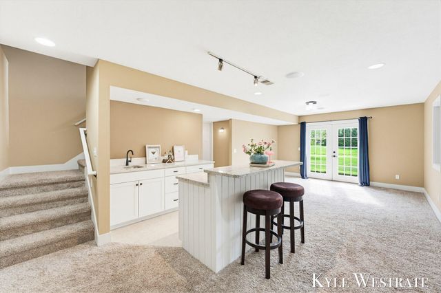 3297 Dogwood Lane, Zeeland, MI 49464