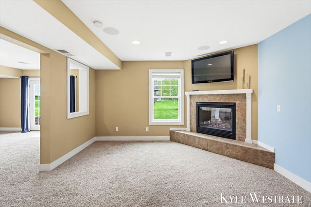 3297 Dogwood Lane, Zeeland, MI 49464