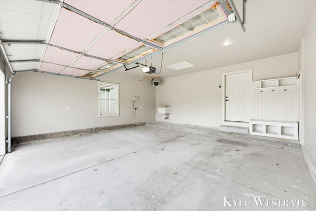 3297 Dogwood Lane, Zeeland, MI 49464