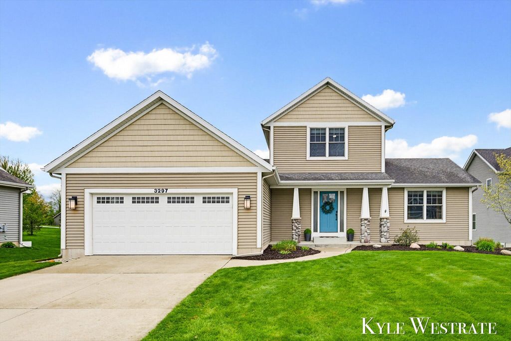 3297 Dogwood Lane, Zeeland, MI 49464