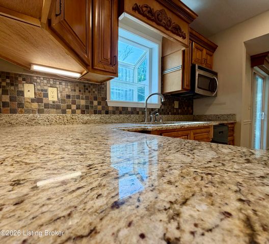 501 College View Dr, Elizabethtown, KY 42701
