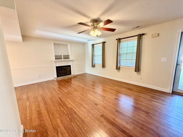 501 College View Dr, Elizabethtown, KY 42701