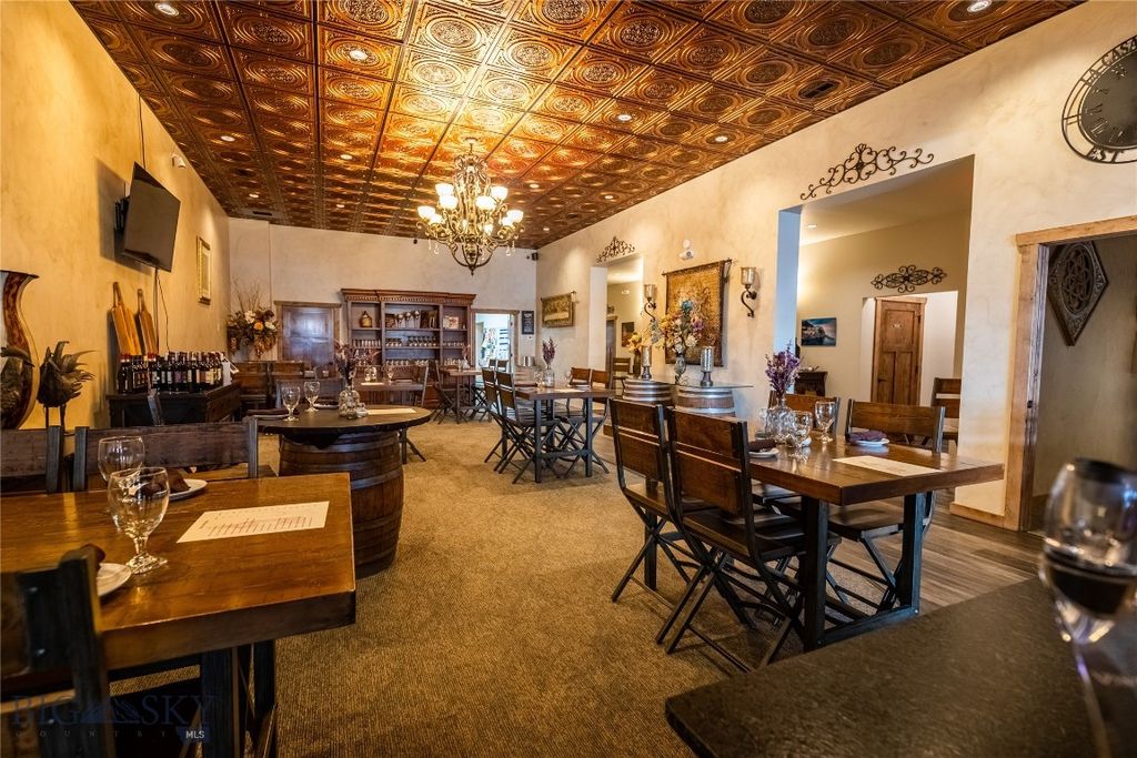 53 E Park Street, Butte, MT 59701 photo 24