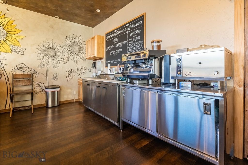 53 E Park Street, Butte, MT 59701 photo 34