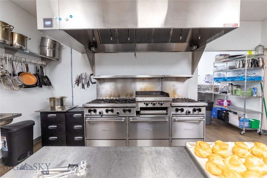 53 E Park Street, Butte, MT 59701 photo 36