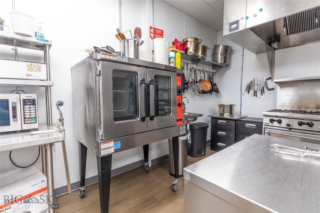 53 E Park Street, Butte, MT 59701 photo 37