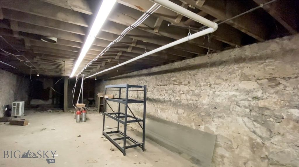 53 E Park Street, Butte, MT 59701 photo 56