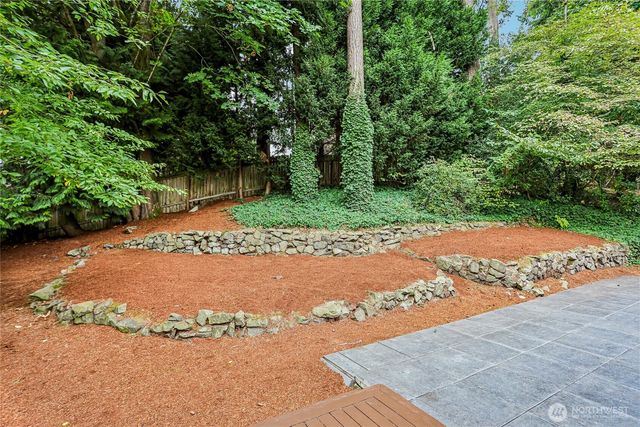 11641 NE 95th Street, Kirkland, WA 98033