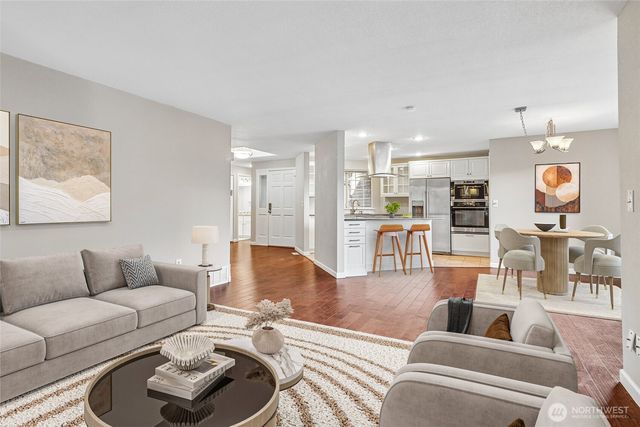 11641 NE 95th Street, Kirkland, WA 98033