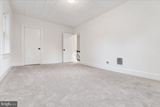 3 WILLOW ST, Princeton, NJ 08542