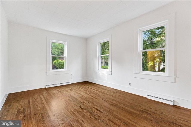 3 WILLOW ST, Princeton, NJ 08542