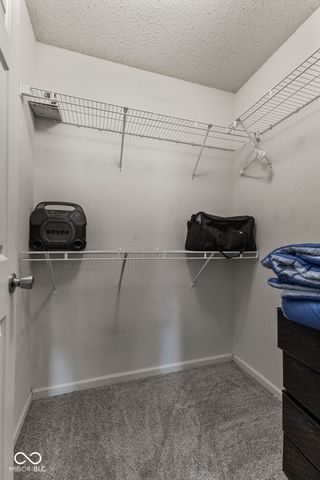 2227 Rolling Hill Court, Columbus, IN 47201