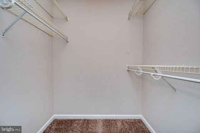 39-2 MINT TIER, Reading, PA 19606