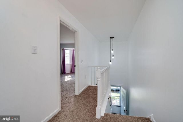 39-2 MINT TIER, Reading, PA 19606