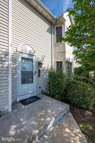 39-2 MINT TIER, Reading, PA 19606