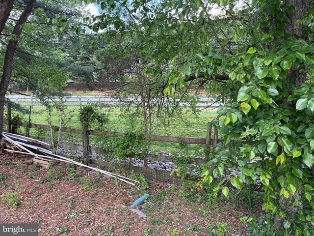 11433 GREY COLT LN, Gaithersburg, MD 20878