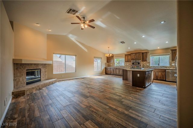 921 San Bruno Avenue, Henderson, NV 89002