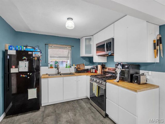 2830 59th Street, St Louis, MO 63139