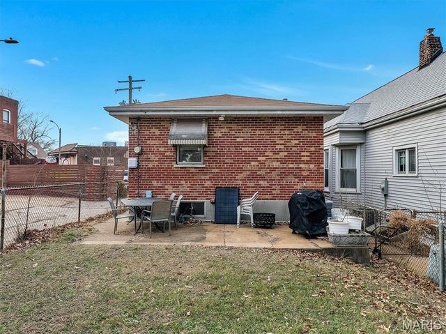 2830 59th Street, St Louis, MO 63139