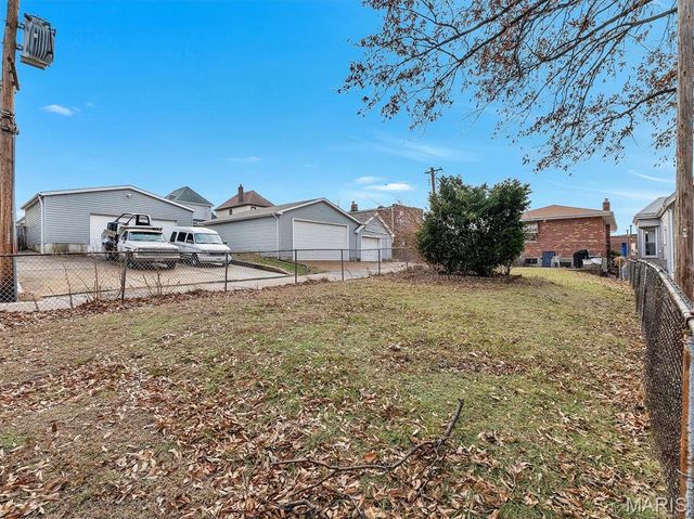 2830 59th Street, St Louis, MO 63139