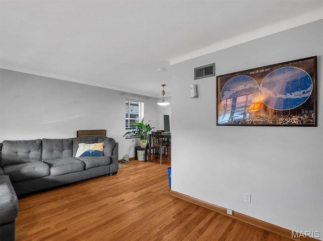 2830 59th Street, St Louis, MO 63139