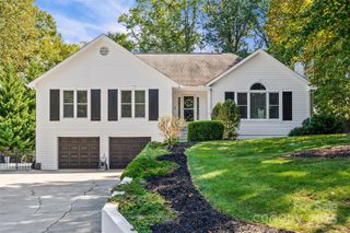 7142 Forest Hills Drive, Denver, NC 28037