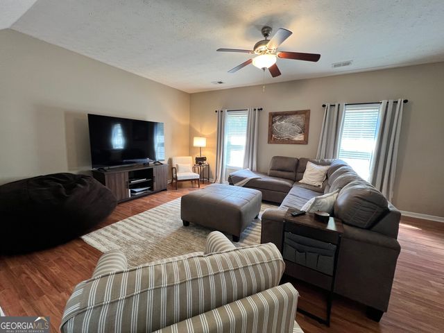 101 Providence Road, Dallas, GA 30157