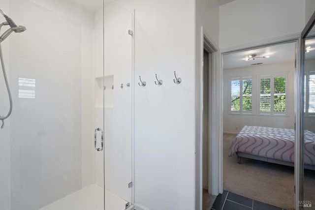 120 Eichten Ln, Penngrove, CA 94951