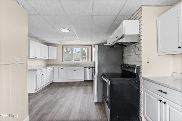 246 E Campbell Road, Rotterdam, NY 12303