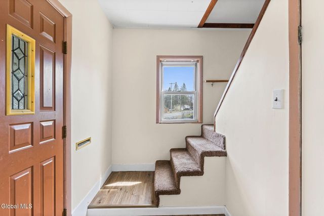 246 E Campbell Road, Rotterdam, NY 12303