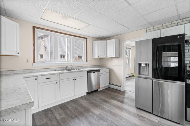 246 E Campbell Road, Rotterdam, NY 12303