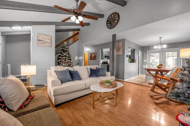 1136 Bay Meadows Drive, Lexington, KY 40514