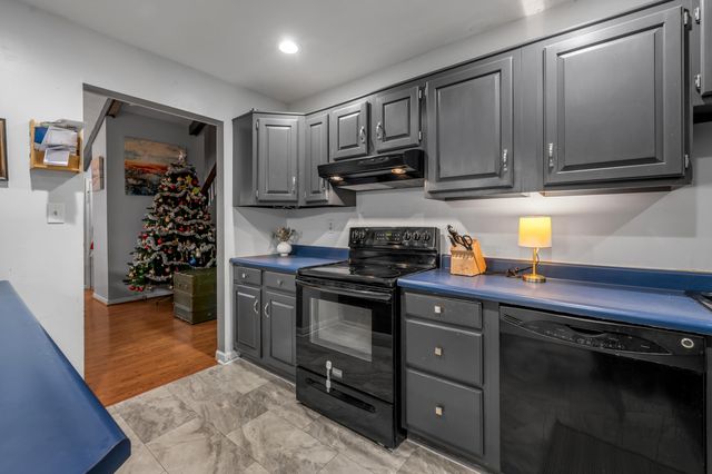 1136 Bay Meadows Drive, Lexington, KY 40514