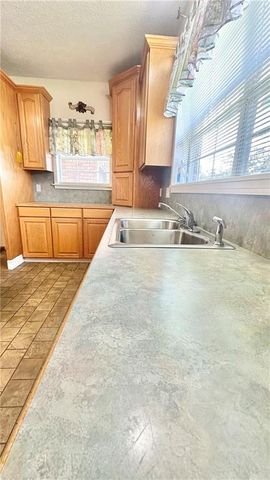 112 THORNWOOD Drive, Mansura, LA 71350