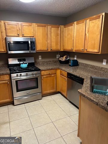 11811 Registry Boulevard, Hampton, GA 30228