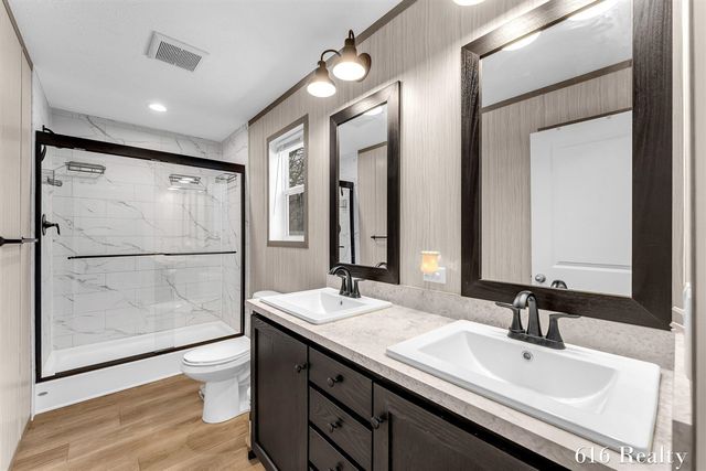 1285 Ashbrook Street, Belmont, MI 49306