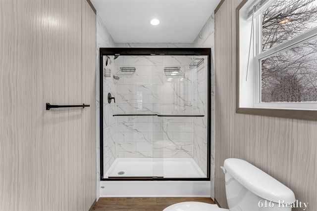 1285 Ashbrook Street, Belmont, MI 49306