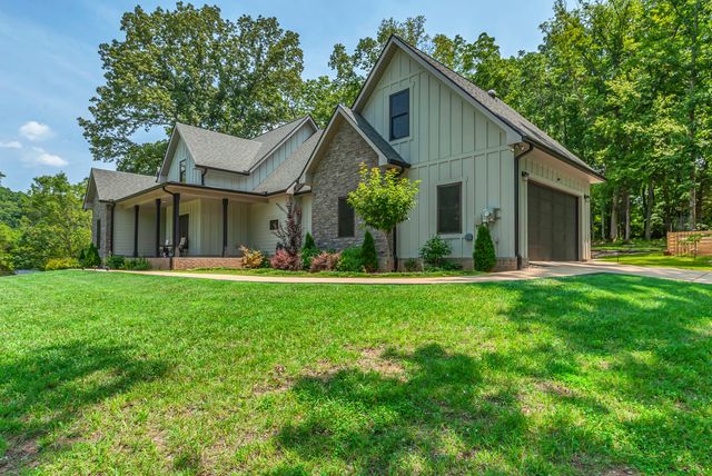 765 Scenic Cir, Pulaski, TN 38478