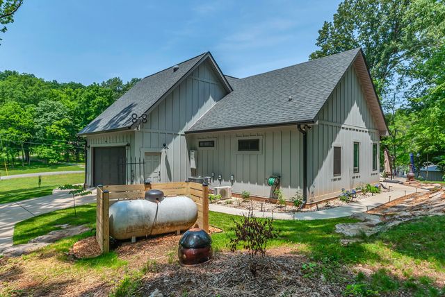 765 Scenic Cir, Pulaski, TN 38478