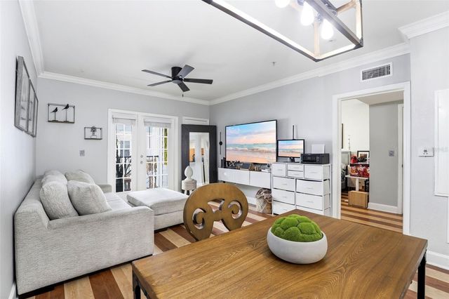 300 E SOUTH STREET 2006, Orlando, FL 32801