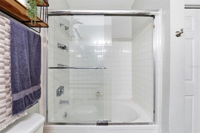 300 E SOUTH STREET 2006, Orlando, FL 32801