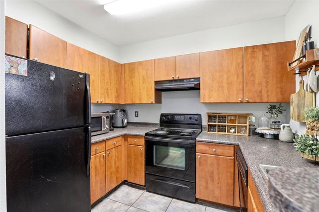 300 E SOUTH STREET 2006, Orlando, FL 32801