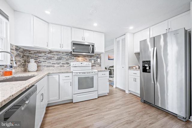 10122 CAPE ANN DR, Columbia, MD 21046