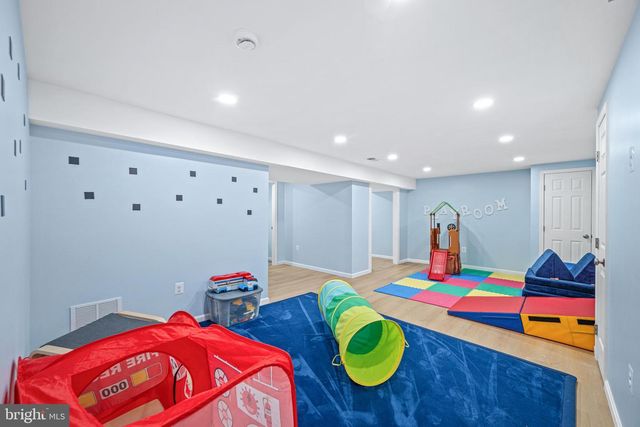 10122 CAPE ANN DR, Columbia, MD 21046