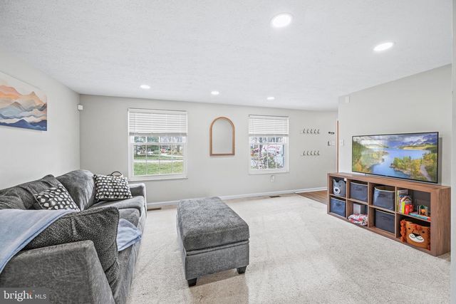 10122 CAPE ANN DR, Columbia, MD 21046