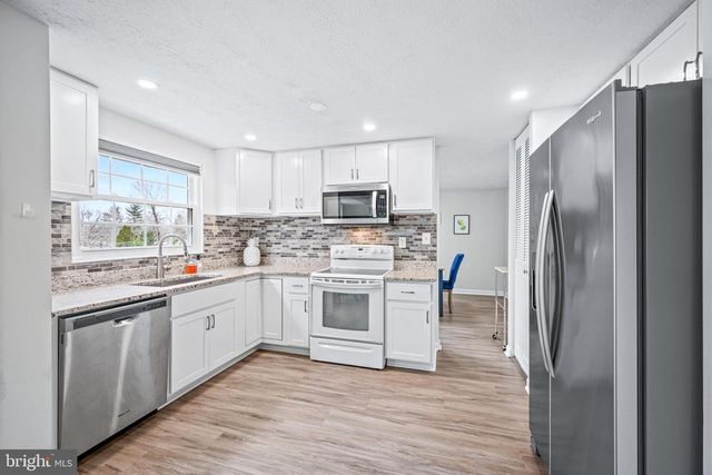 10122 CAPE ANN DR, Columbia, MD 21046