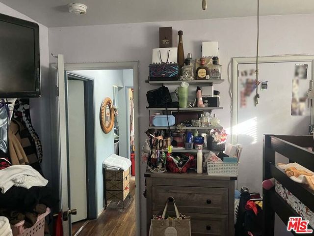 1068 McDonald Avenue, Wilmington, CA 90744