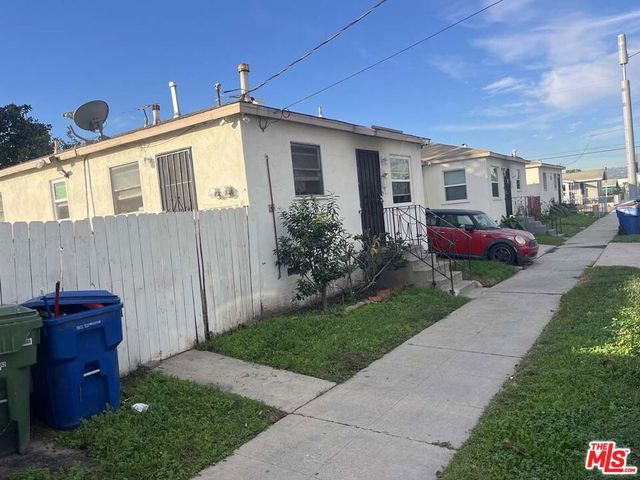 1068 McDonald Avenue, Wilmington, CA 90744