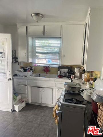 1068 McDonald Avenue, Wilmington, CA 90744